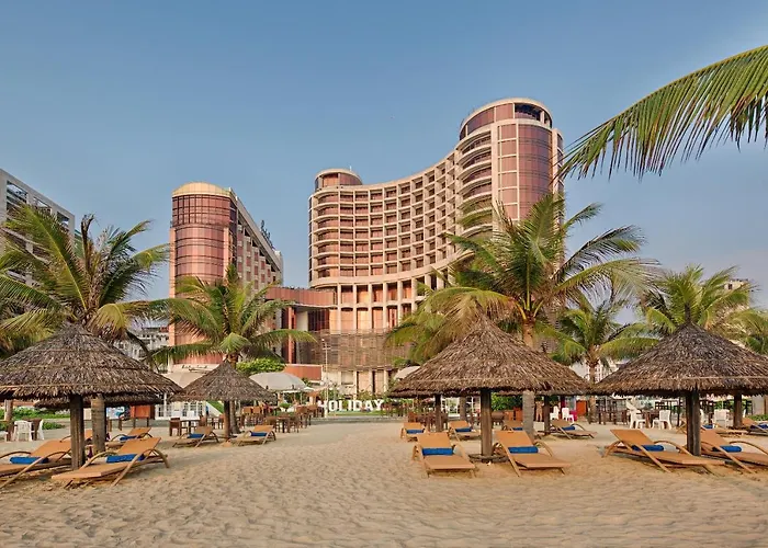 Holiday Beach Hotel Danang