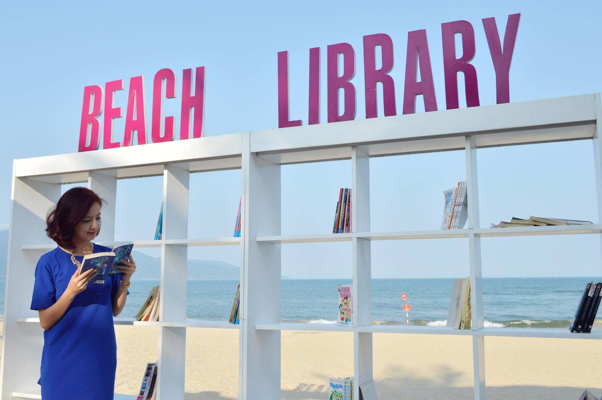 Holiday Beach Hotel Danang